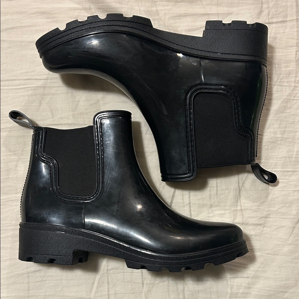 Capelli of New York Glossy Black Chelsea Rain Boots